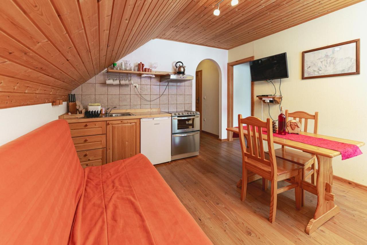 Organic Tourist Farm Pri Plajerju Lägenhet Trenta Exteriör bild